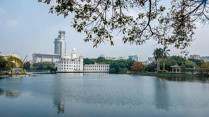 廣州市流花(huā)湖(hú)公(gōng)園湖(hú)水維護項目